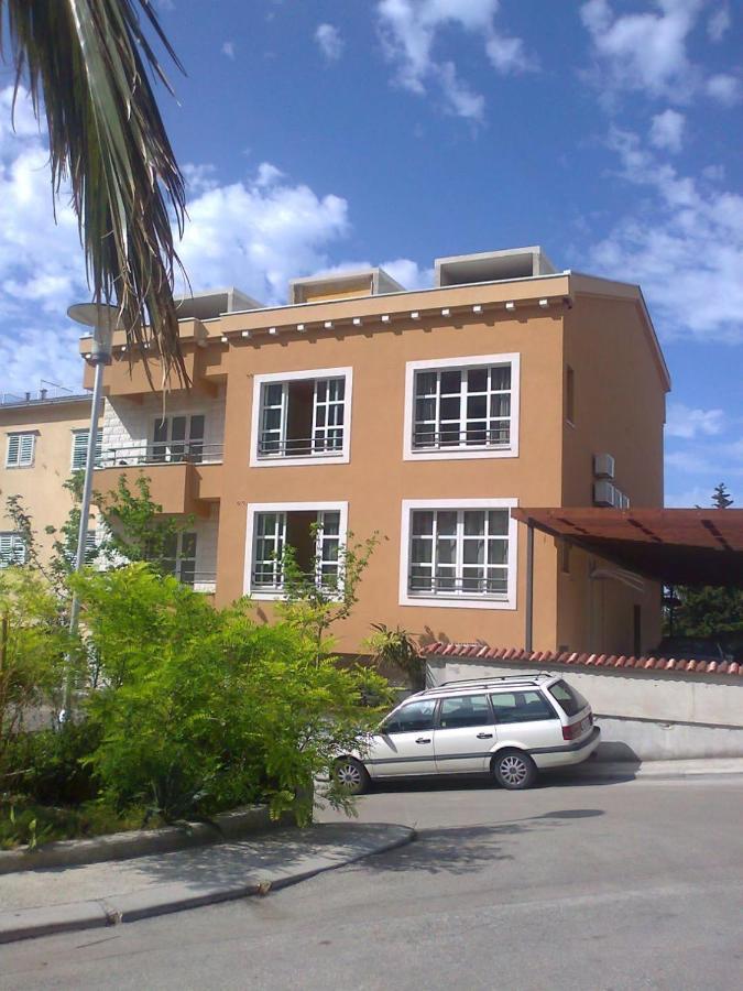 Apartmani Mistral Makarska Buitenkant foto