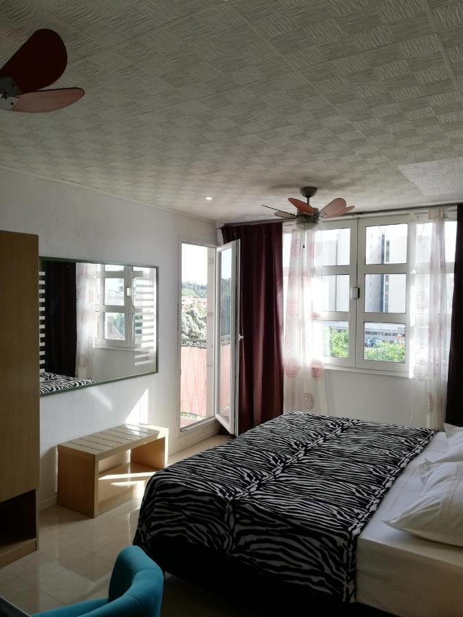 Apartmani Mistral Makarska Buitenkant foto