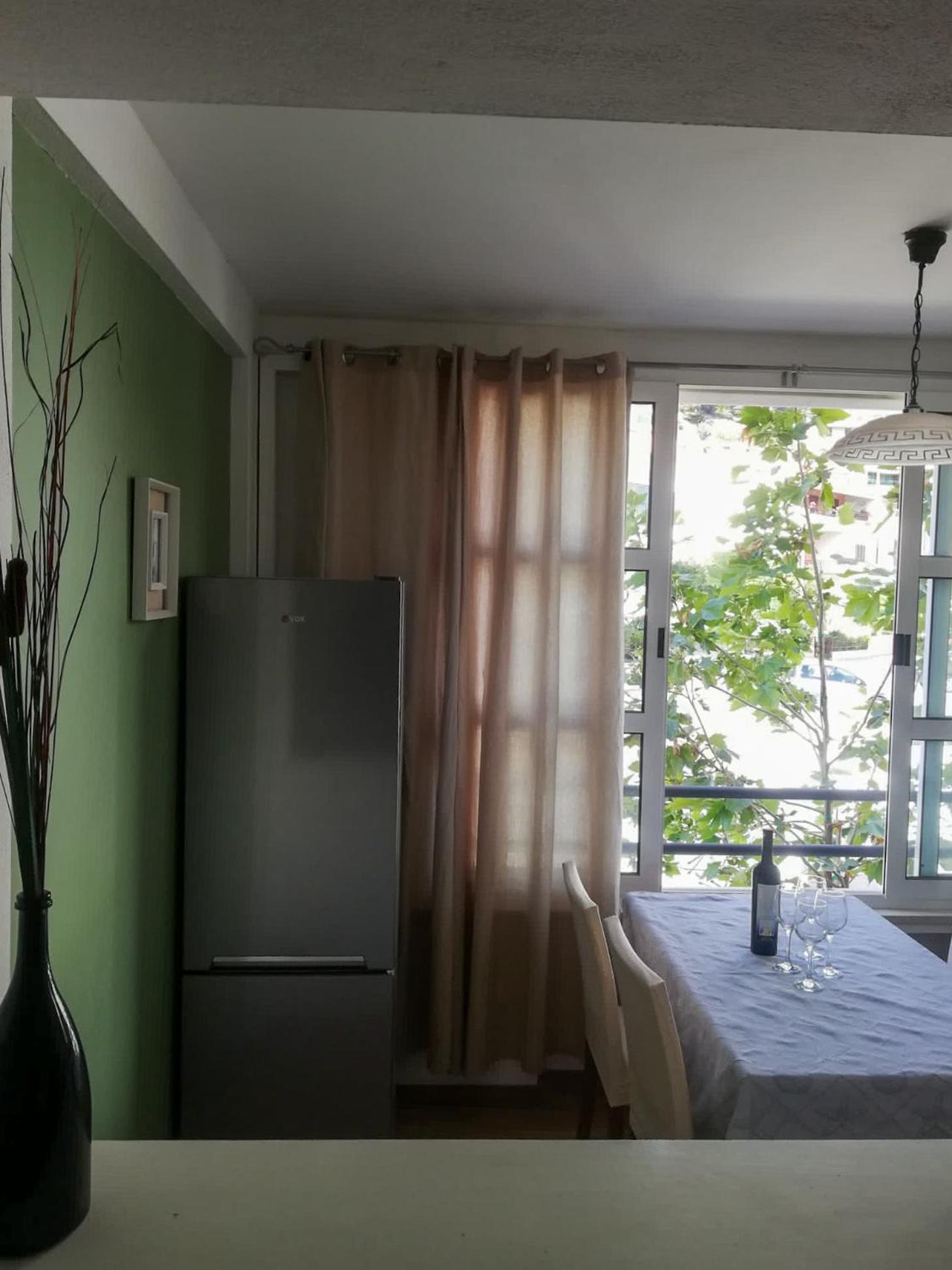 Apartmani Mistral Makarska Kamer foto